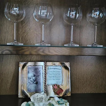 Erika Apartman Tihany